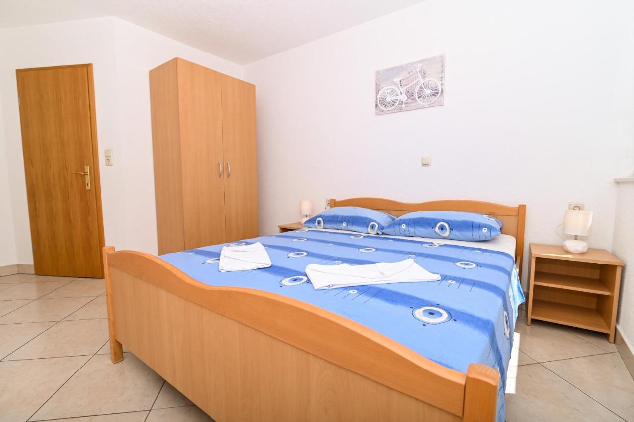 Apartmani Adria Trogir Exterior photo