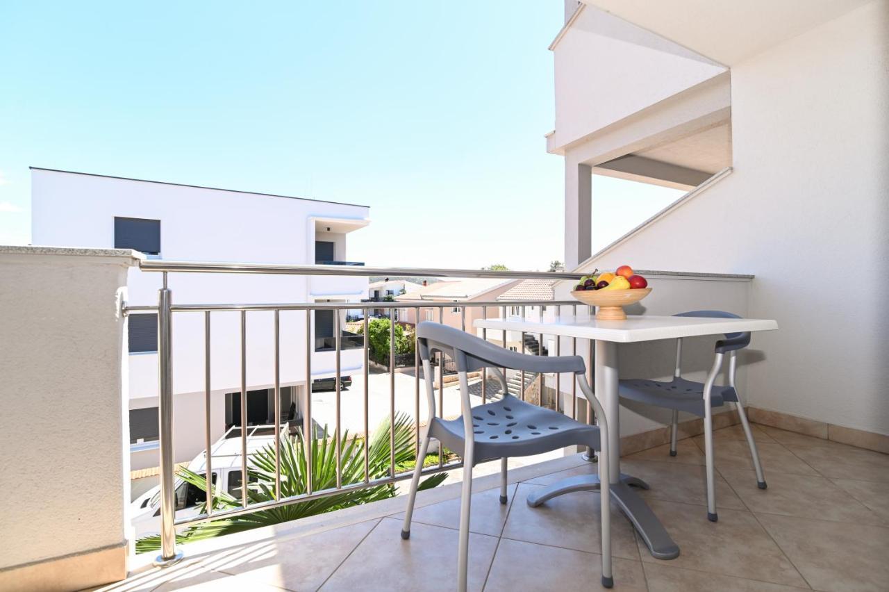 Apartmani Adria Trogir Exterior photo