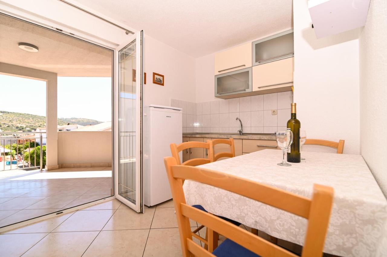 Apartmani Adria Trogir Exterior photo