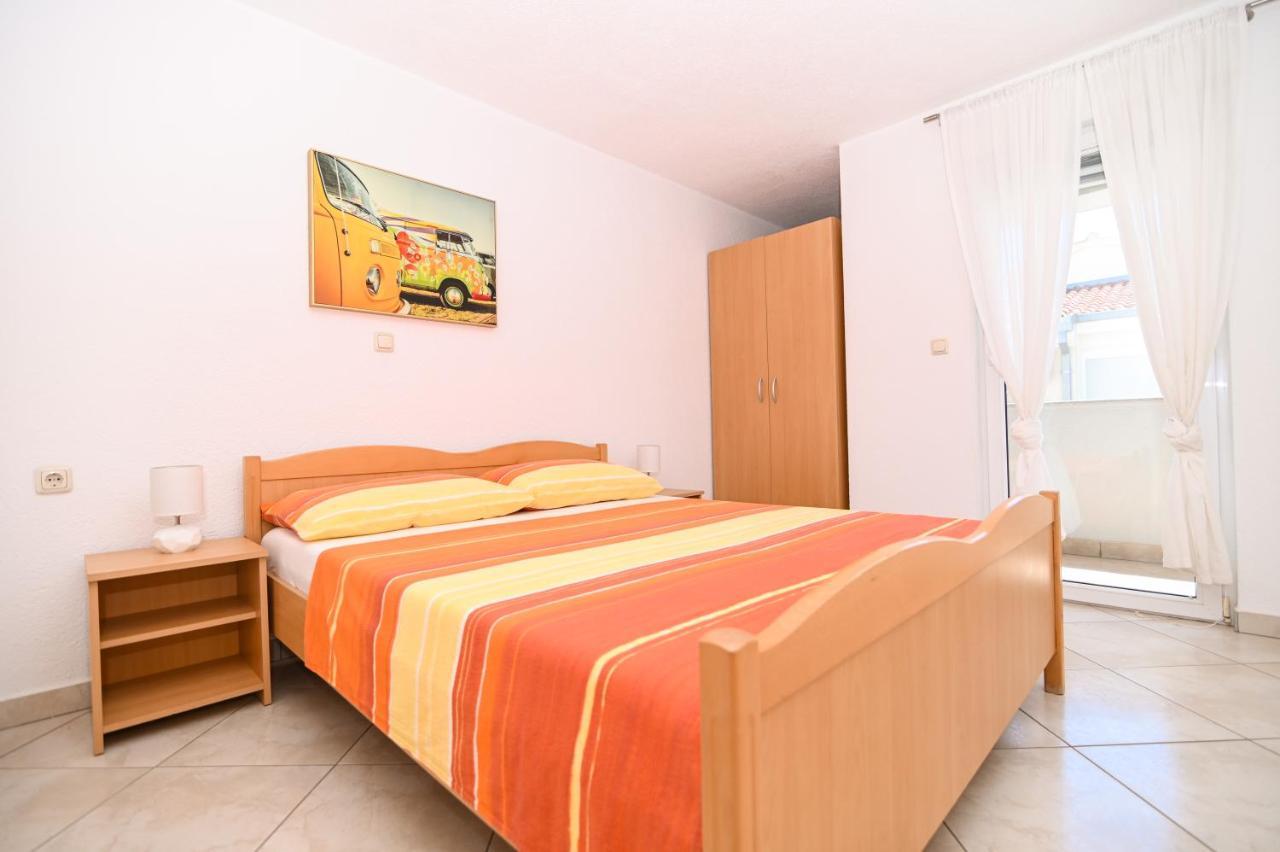 Apartmani Adria Trogir Exterior photo